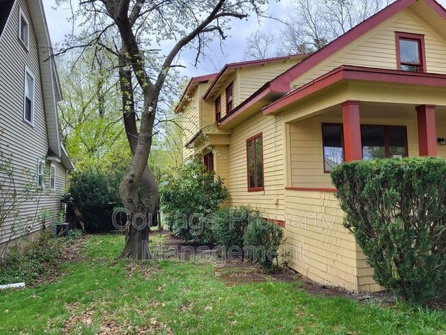 Building Photo - 776 Laurel St
