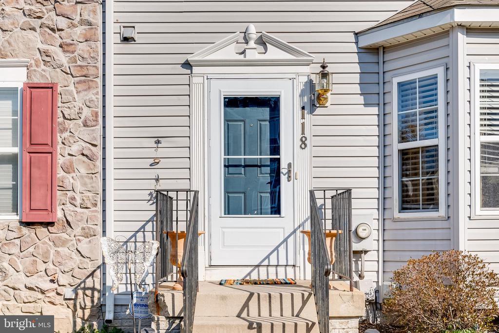 118 Dunlap Dr, Charles Town, WV 25414 Townhome Rentals in Charles