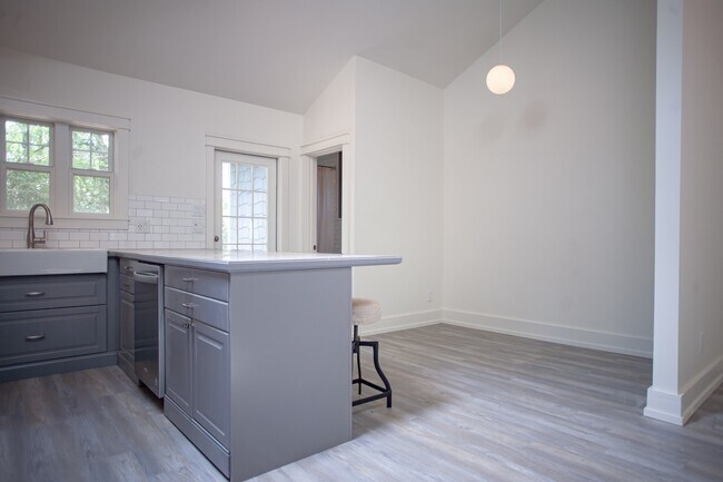 Foto del edificio - 113 Barclay Rd