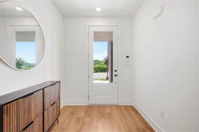Foto del edificio - 320 Highbridge Ln