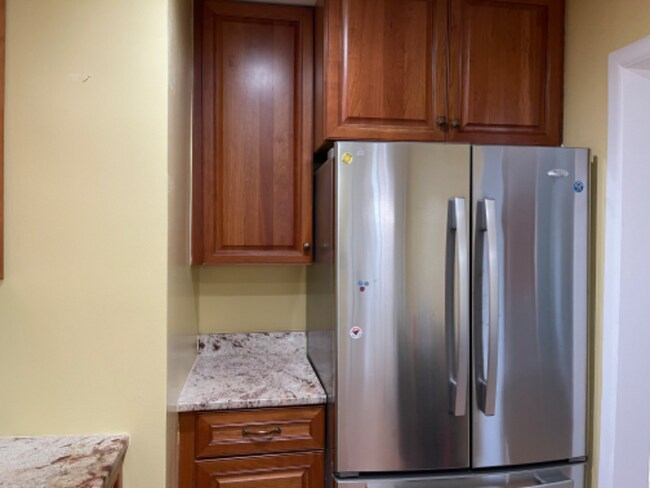 Foto del edificio - 6441 N Kedzie Ave