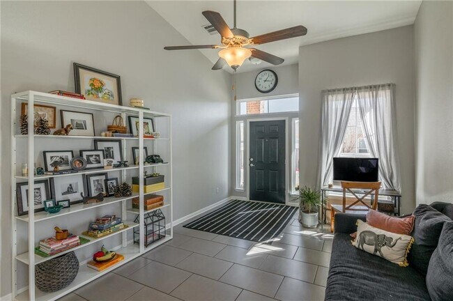 Foto del edificio - 3451 Mayfield Ranch Blvd