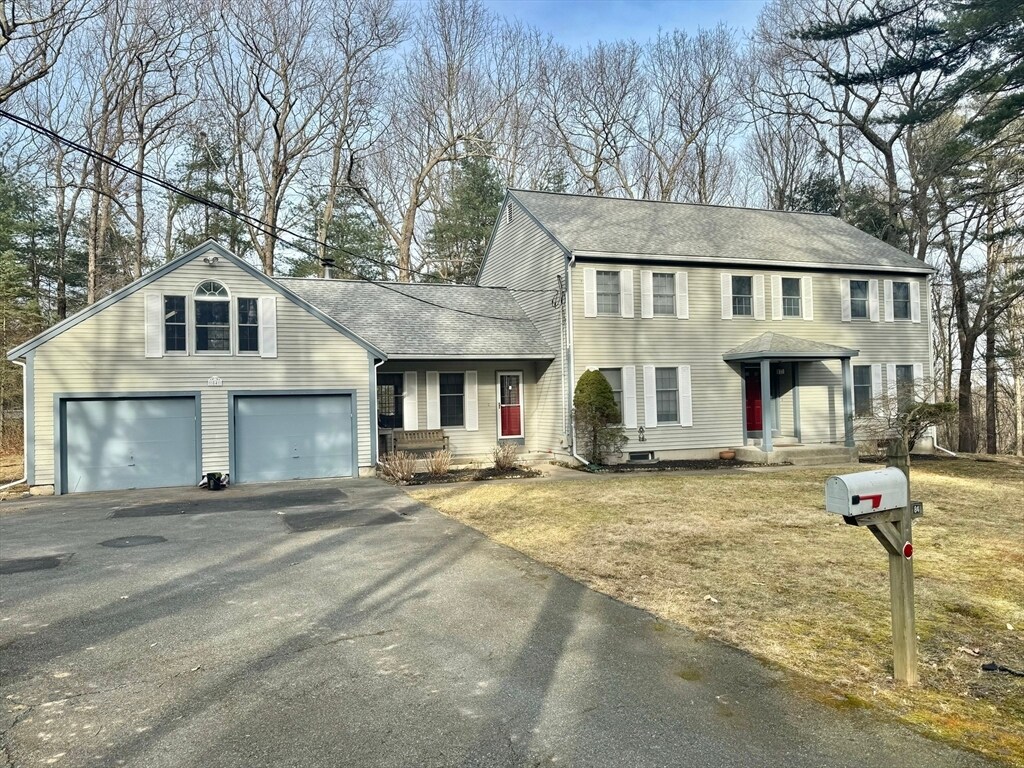 Foto principal - 84 Brook Rd