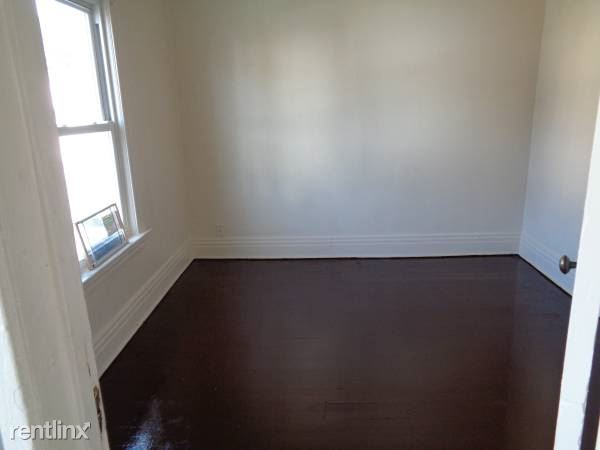 Building Photo - 172 Rohr St