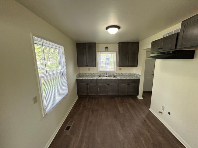 Foto del edificio - 2 Bedroom Single Family Home