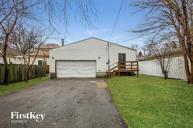 Building Photo - 2409 Gideon Ave