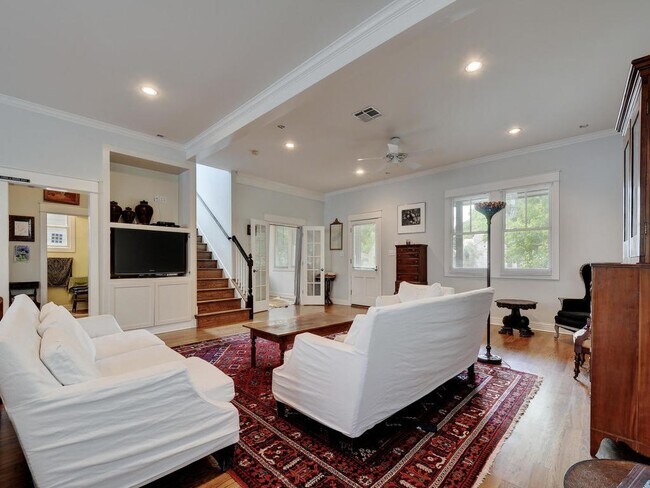Building Photo - 1508 W 30th St