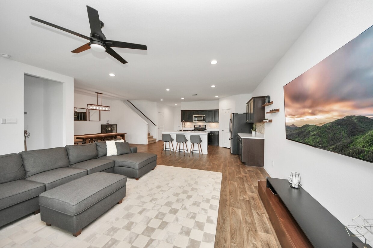 Foto principal - 5322 Shady Olive St