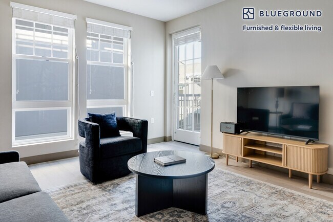 Foto del edificio - 920 Bayswater Ave