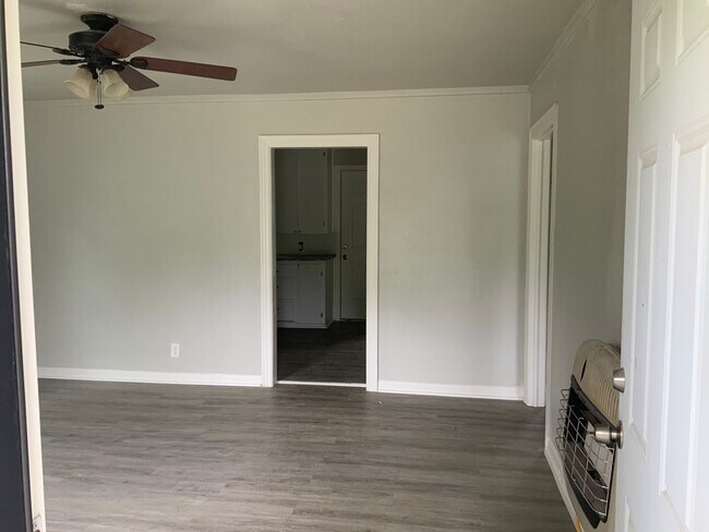 Foto del edificio - 2 Bedroom1 Bathroom Rental Home