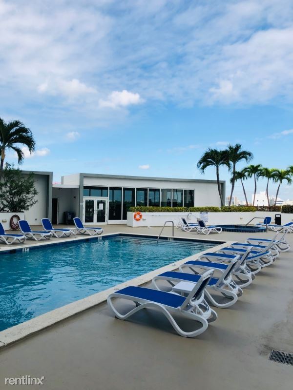 Foto del edificio - 1818 SW 1st Ave