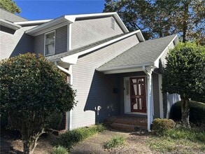 Building Photo - 2410 Fairfax Pl