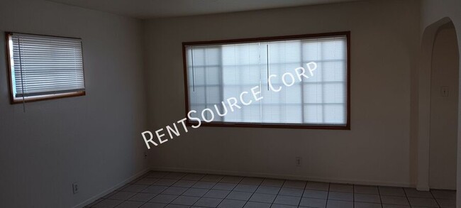 Building Photo - San Bernardino County Rental located just ...