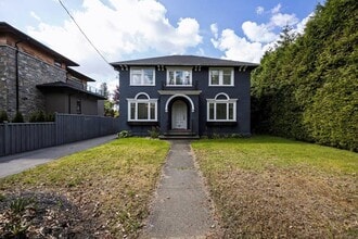 Building Photo - 1494 40th Av W