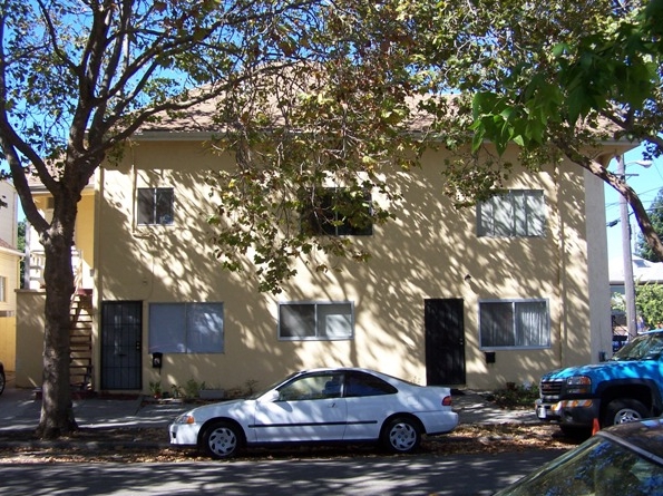 Building Photo - 2200 7th St