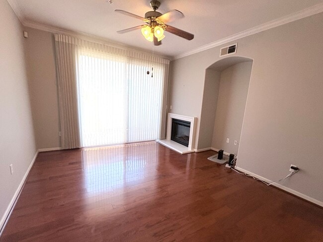 Building Photo - Balboa Park Luxury Living