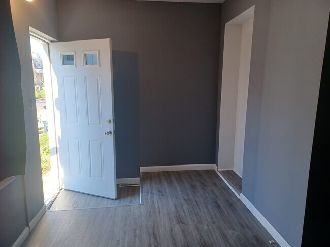 Photo - 2699 S Robinson St House