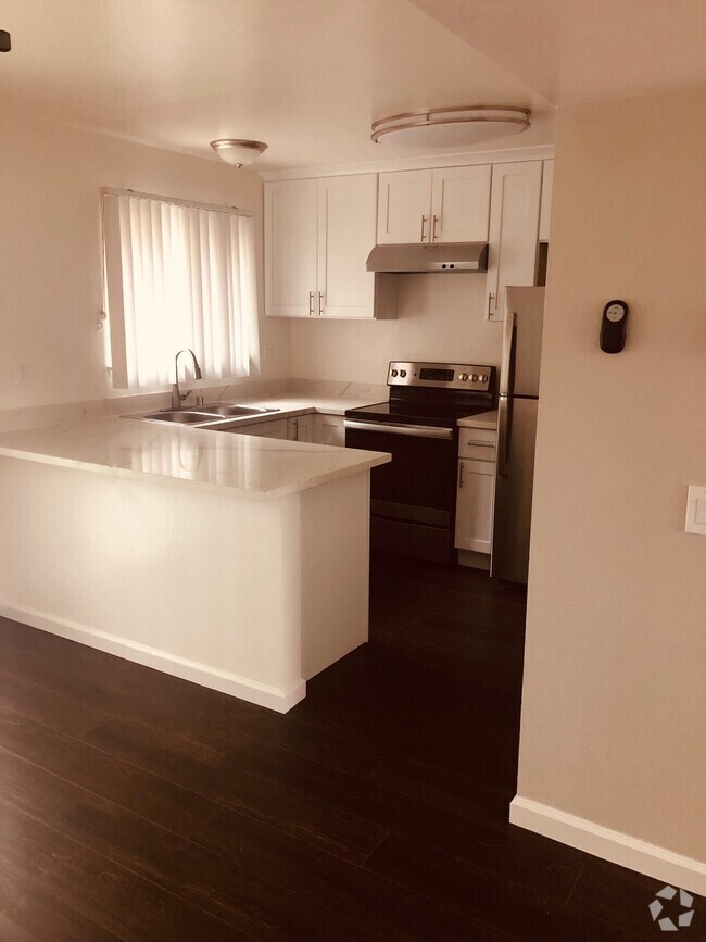 Bayview Terrace Pet Friendly Houses for Rent Marina, CA 1 Homes