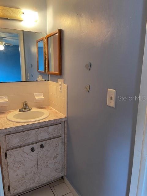 Foto del edificio - 9824 Hidden Ln