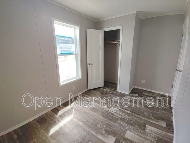 Building Photo - 120 Terry Blvd