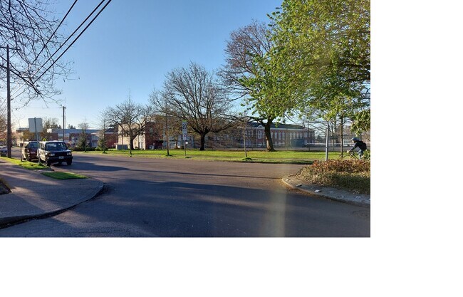 Foto del edificio - 3345 SE 56th Ave