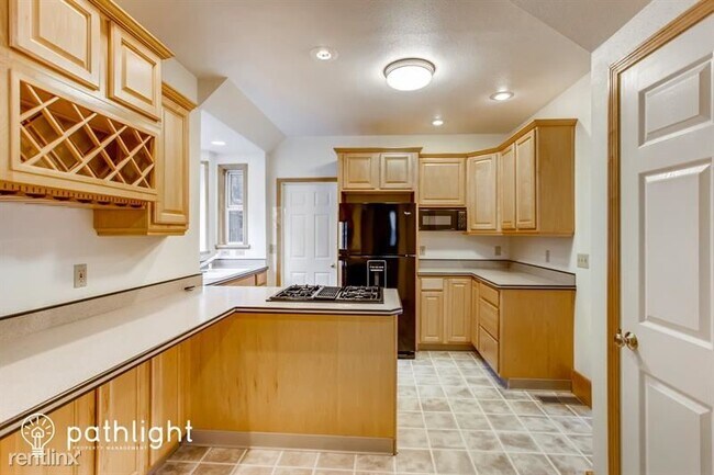 Foto del edificio - 4 br, 2 bath House - 8100 SW 71st Ave