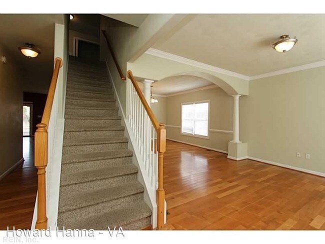 Building Photo - 5 br, 3.5 bath House - 5405 Larissa Court