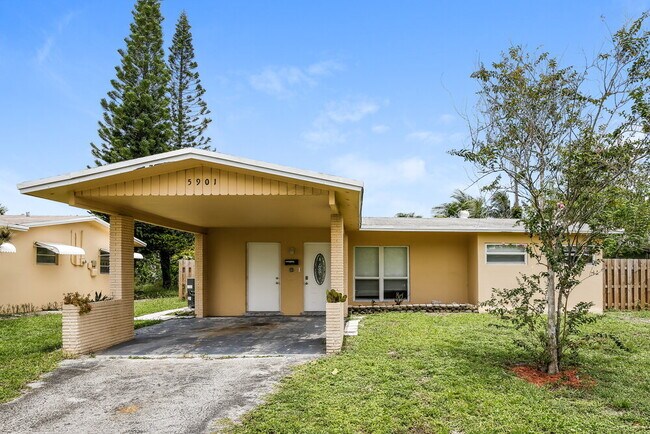 Building Photo - 5901 NW 15th St