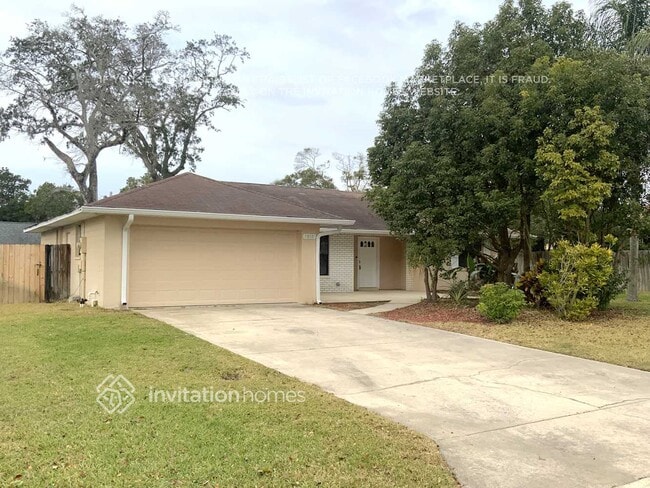 Building Photo - 1316 Wandering Oaks Dr