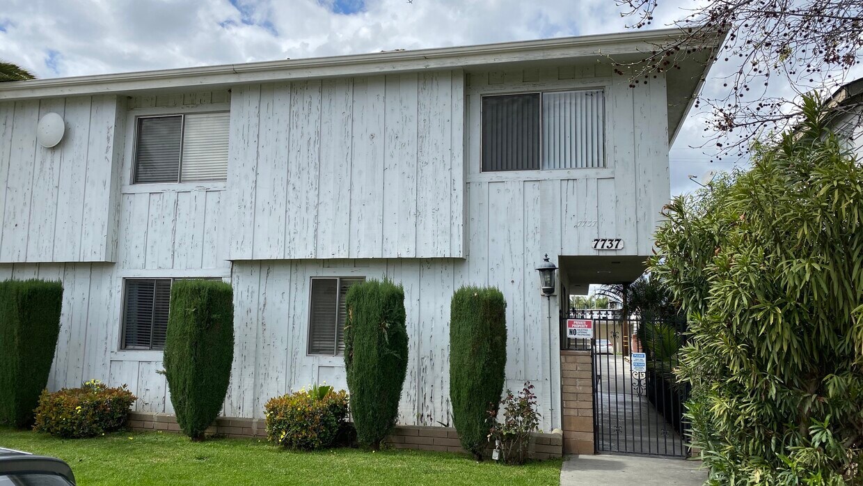 Primary Photo - 7737 Bright Ave