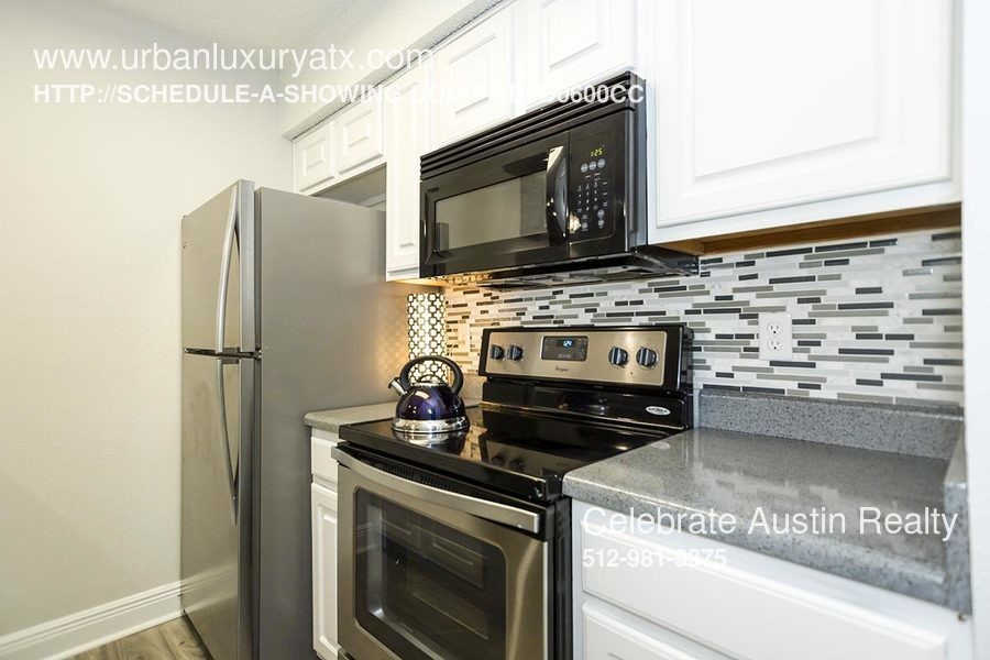 Primary Photo - 2101 W Anderson Ln