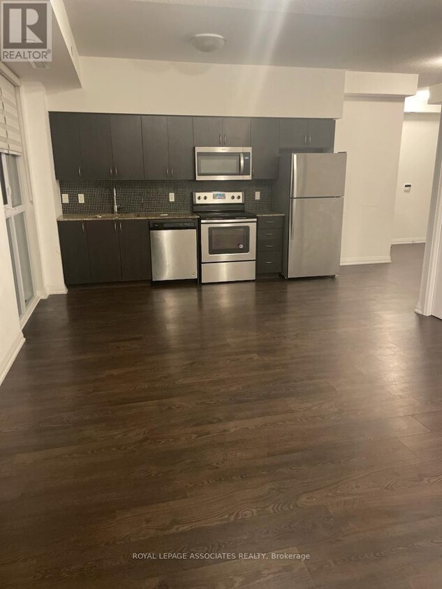 Photo principale - 9560 Markham Rd