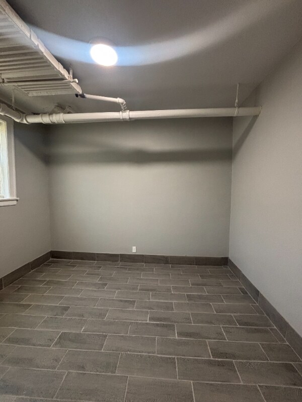 Foto del edificio - 658 E 81st St