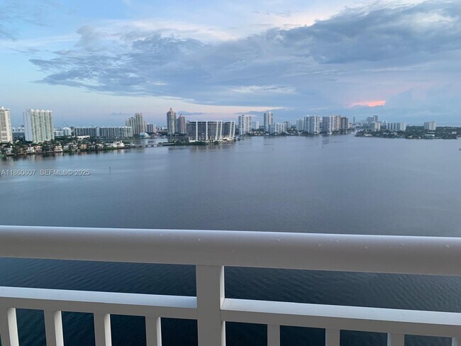 Building Photo - 251 174th St