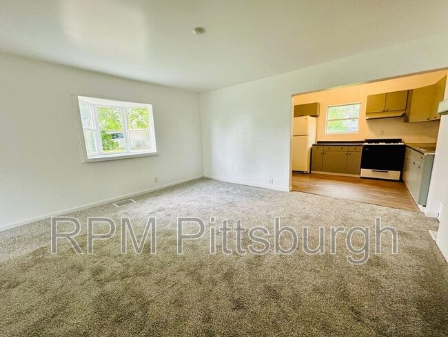 Building Photo - 42 Climax St