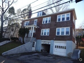 Building Photo - 80 Algonquin Rd