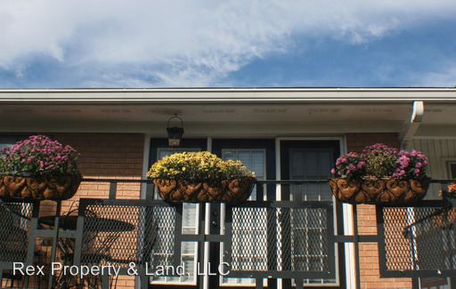 Primary Photo - 827 Milledge Rd