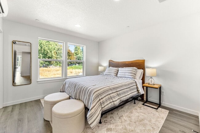 Building Photo - BRAND NEW! Morden Townhomes- Amazing Locat...