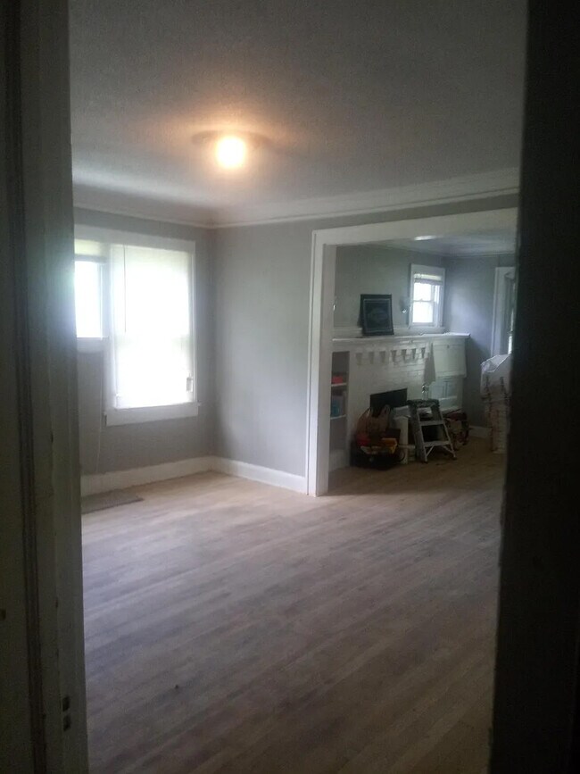 Foto del edificio - 5836 Euclid Ave