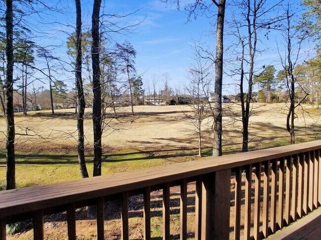Building Photo - 2BR, 2.5BA Townhome in Pebble Creek
