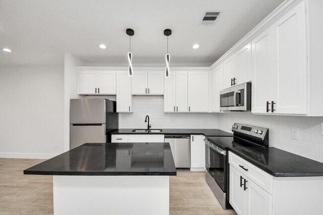 Foto del edificio - 8015 Elbert St