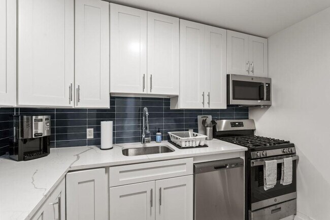 Foto del edificio - 100 W Taylor Run Pkwy