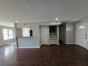 Building Photo - 7942 Grow Ln