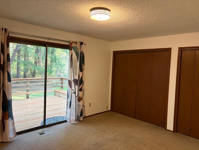 Foto del edificio - 7748 Zangle Rd NE