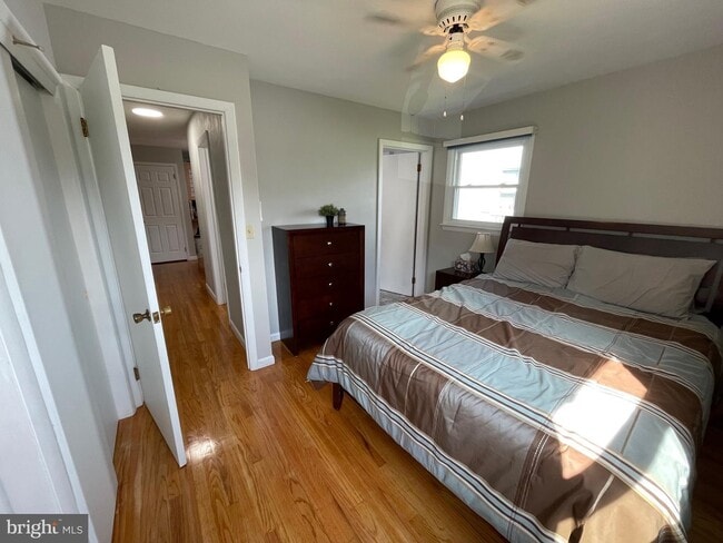 Dormitorio 1 - 484 Pennsylvania Ave