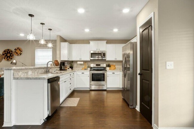 Foto del edificio - 243 Wainwright Dr