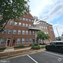 Building Photo - 2651 Park Tower Dr