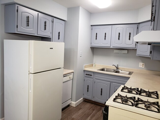 Foto del edificio - 865 Westmoreland Dr