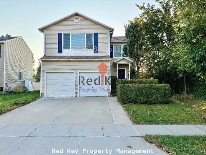 Foto principal - Hidden River Rd. Single Family Home