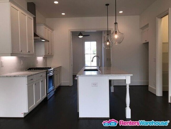 Foto del edificio - 540 Bismark Rd NE